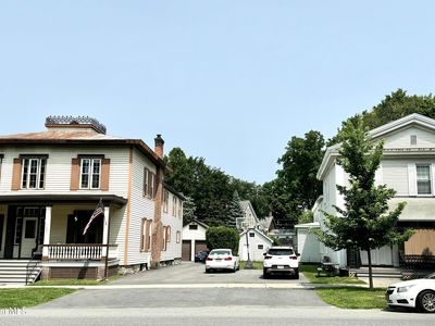 107-109 Lake Avenue