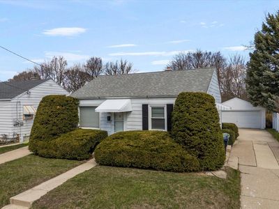 708 East Holt AVENUE