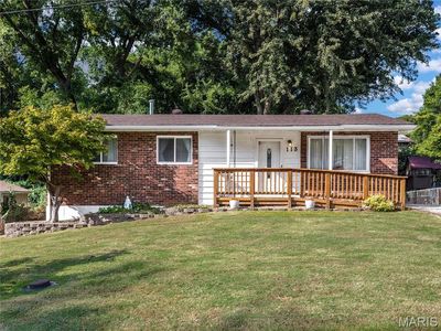 Property at 113 Ridgemoor Dr, Glen Carbon, IL