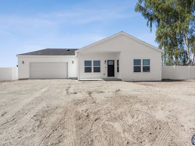 629 W Neckel Rd