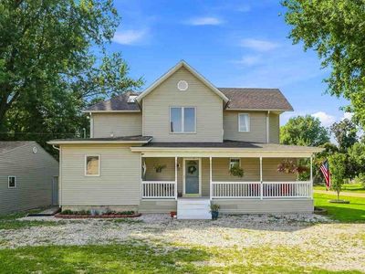 304 W Main St