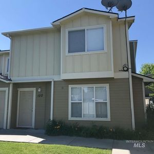 10970 W Garverdale Ln APT 102