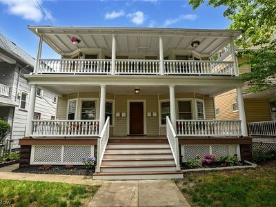 1323 Beach Ave
