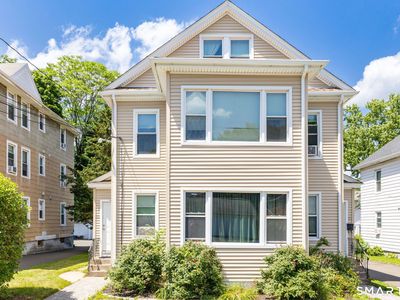 30-32 Day Street