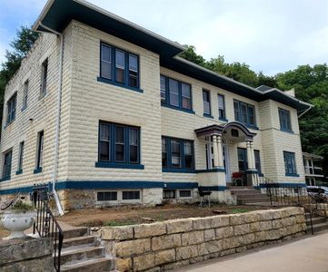 2555 Central Ave