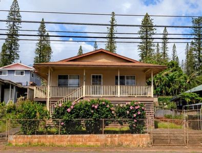 1136 Fraser Ave