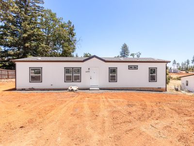 5570 Desante Ln