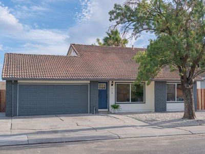 714 Du Pont Dr