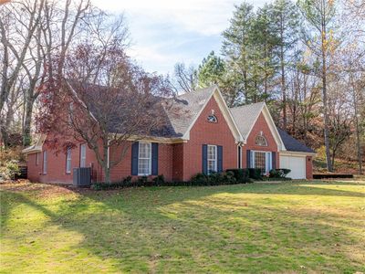 1502 W University St