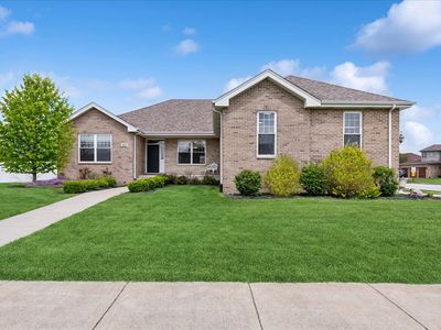 1015 Meadow Path