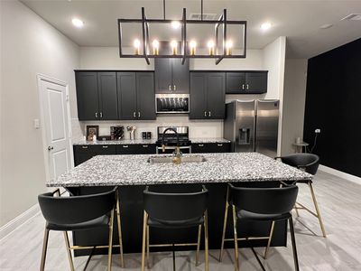 6225 Blythe Dr