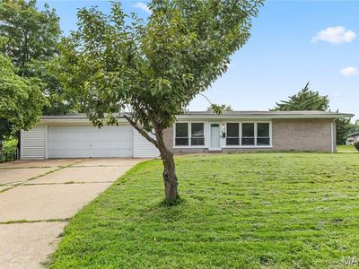 1870 Flicker Dr