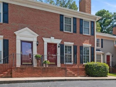 112 Mount Vernon Cir