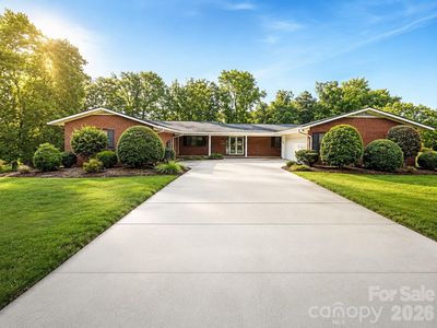 2570 Lentz Rd