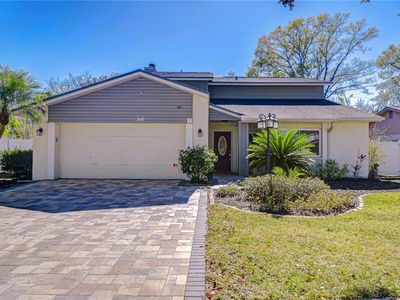 5008 Country Hills Dr