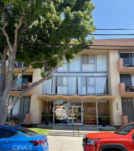 855 Victor Ave APT 203