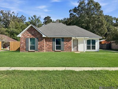 8077 Carlton Roberts Blvd