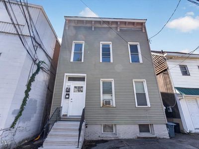 762 Clinton Avenue
