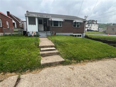 102 Johnston Rd