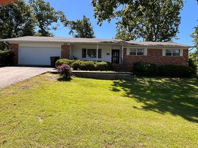 1308 W Birch Dr