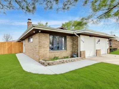 1310 Beverly Ln