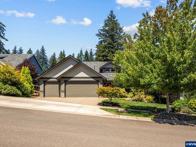 309 Kurth Meadow Ave SE