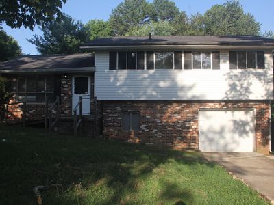 7616 Austin Dr