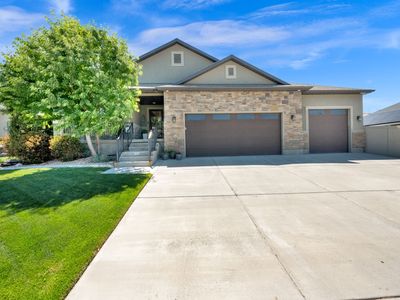 636 Summit Trl