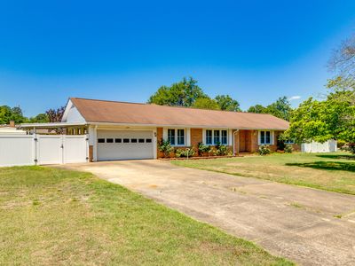 490 Alpine Dr