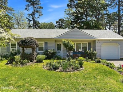 1163 Manor Drive