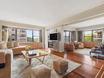 50 Sutton Pl S APT 3J