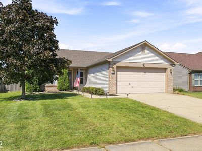 6126 Glebe Dr