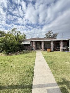 4227 Kenmore Drive S