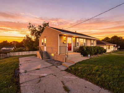 2637 Grandview Ave