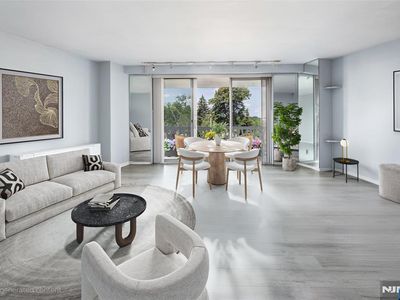 2000 Linwood Ave APT 3E