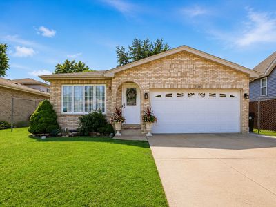 7516 Odell Ave