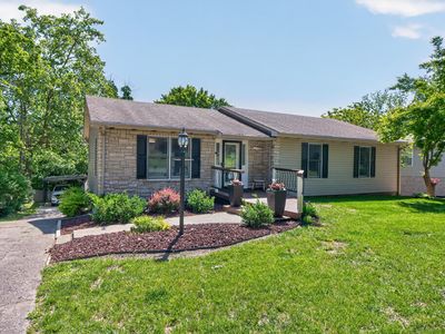 1136 Chinoe Rd
