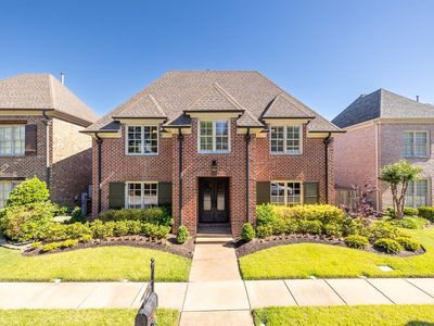 1905 Enclave Hollow Ln E