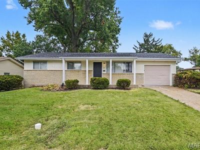95 Sackett Dr