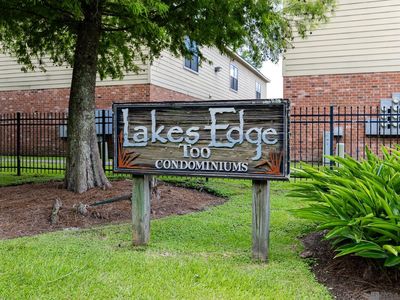 612 S Kenilworth Pkwy APT 2A