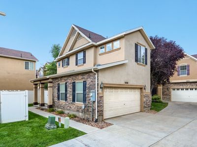 5058 W London Bay Dr