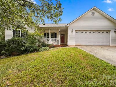 4917 Pond Ct