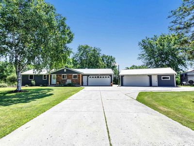 7345 Lemke Dr
