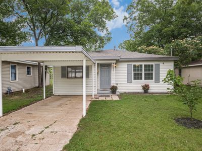 717 Small St