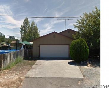 3939 Lucas Ln