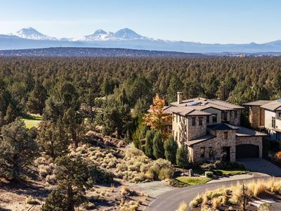 22887 Ghost Tree Ln