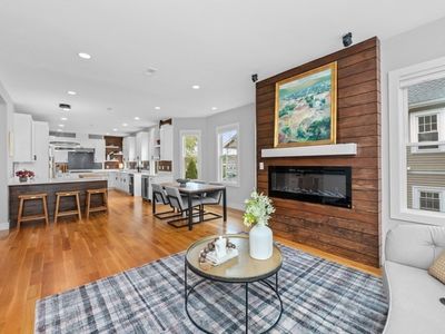 61 Paul Revere Rd Floor 2