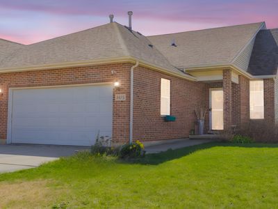1438 Coral Bell Dr