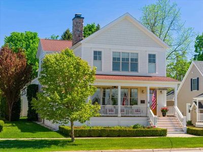 313 Front St