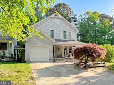 576 Twin Cove Ln